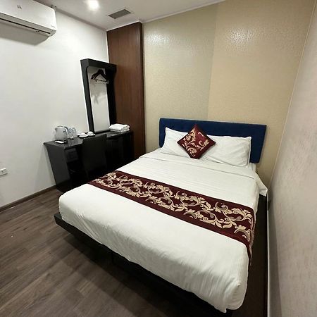 Hanoi Traveller House Экстерьер фото
